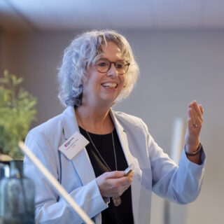 Erna de Wolf ter Beek geeft een lezing